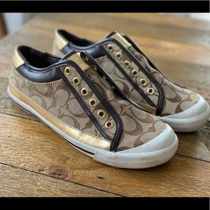 Coach slip-on, lace optional tennis shoes